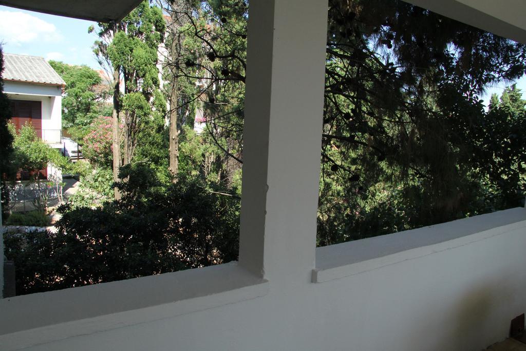 Novalja Guesthouse Economy Rooms Bagian luar foto