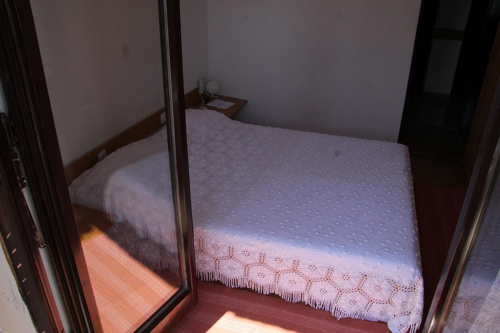 Novalja Guesthouse Economy Rooms Bagian luar foto